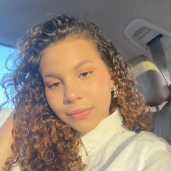 Babysitter in Taubaté: Anny