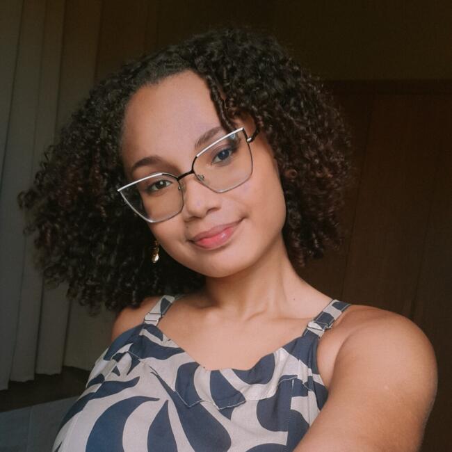 Babysitter in Campos dos Goytacazes: Jullyana