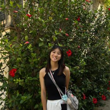 Babysitter in Singapore: Chelsea