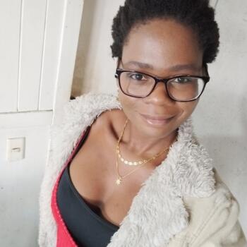 Babysitter in Valdivia: Rose martine