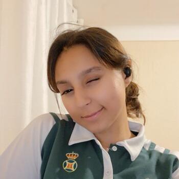 Babysitter in Bressuire: Asmaa