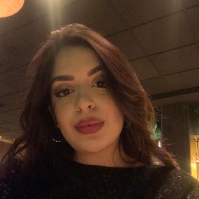 مربية أطفال في رباط: Abla