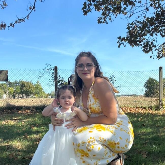 Baby-sitter à Saint-Jean-d'Angély: Camille