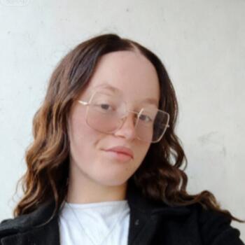 Babysitter in Orléans: Elea