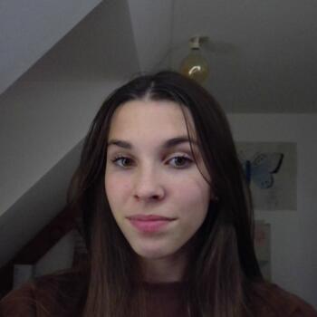 Babysitter in Bais: Jade