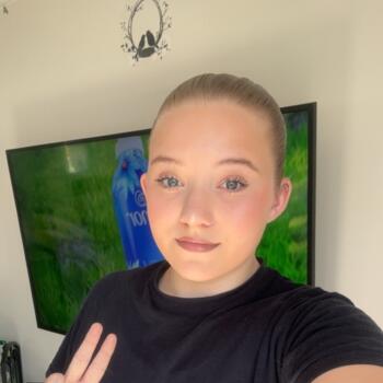 Babysitter in Saint-Léonard (Grand Est): Lara