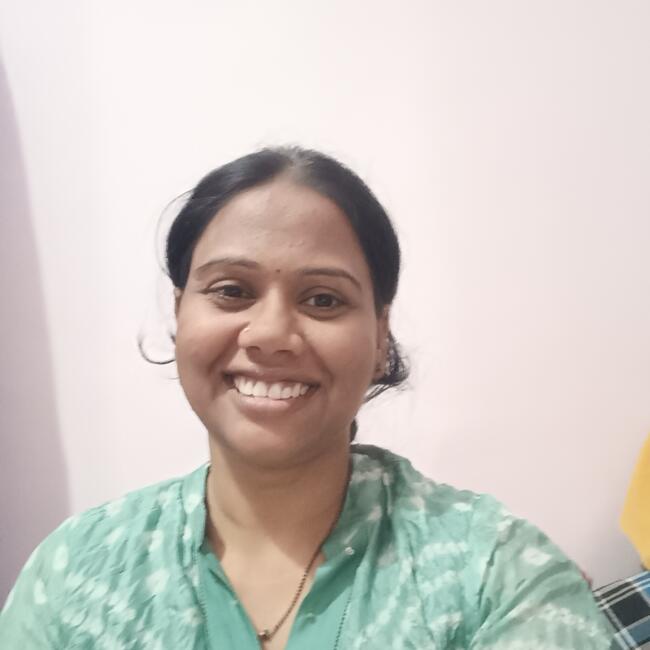 पुणे में बेबीसिटर: Malti verma