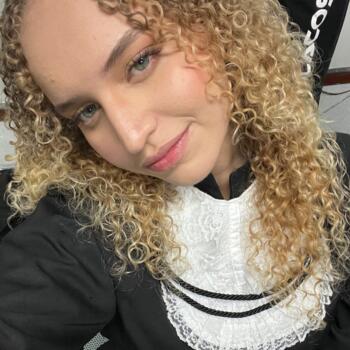 Babysitter in Contagem: Anna Luíza