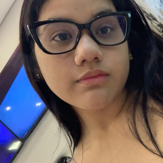 Babysitter in Porto Velho: Maria