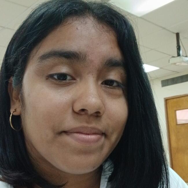 Niñera en Panamá: Thays
