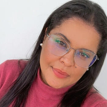Babysitter in Aracaju: Leidiane