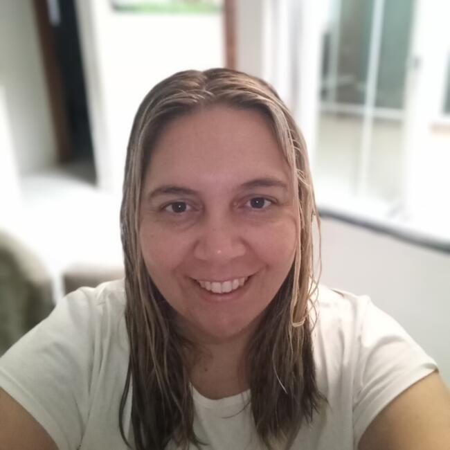 Babá em Uberlândia: Juliana