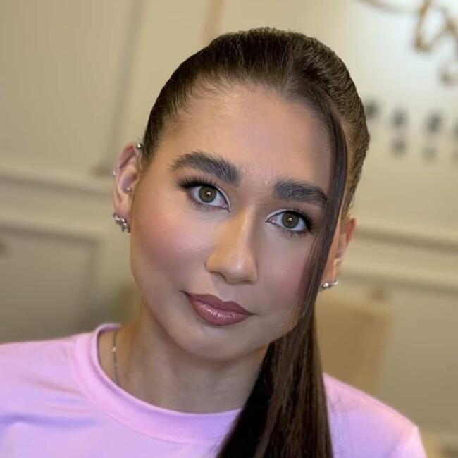 Babá em Balneário Rincão: Jaqueline