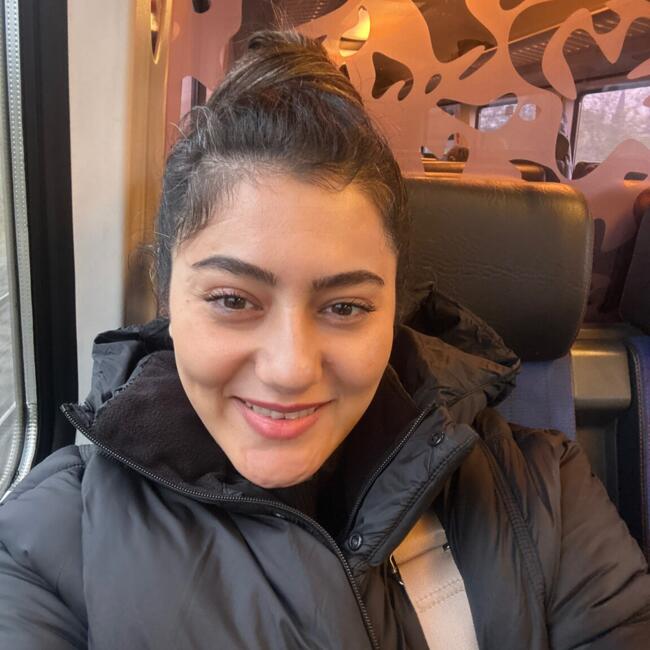 Babysitter in Spijkenisse: Pegah