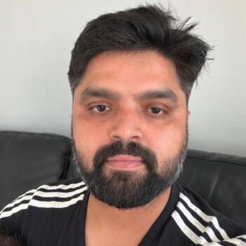 Babysitting job in Glasgow: babysitting job Madhav