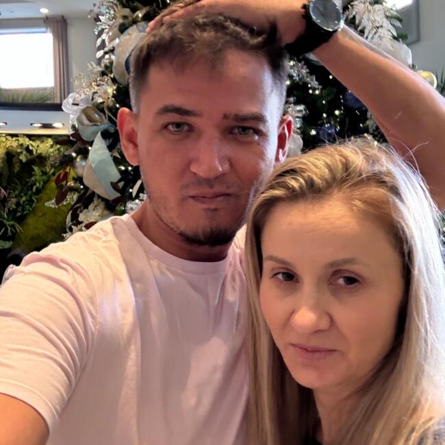 Babysitting job in Miramar: VIOR