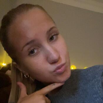 Babysitter in Järna: Nelli