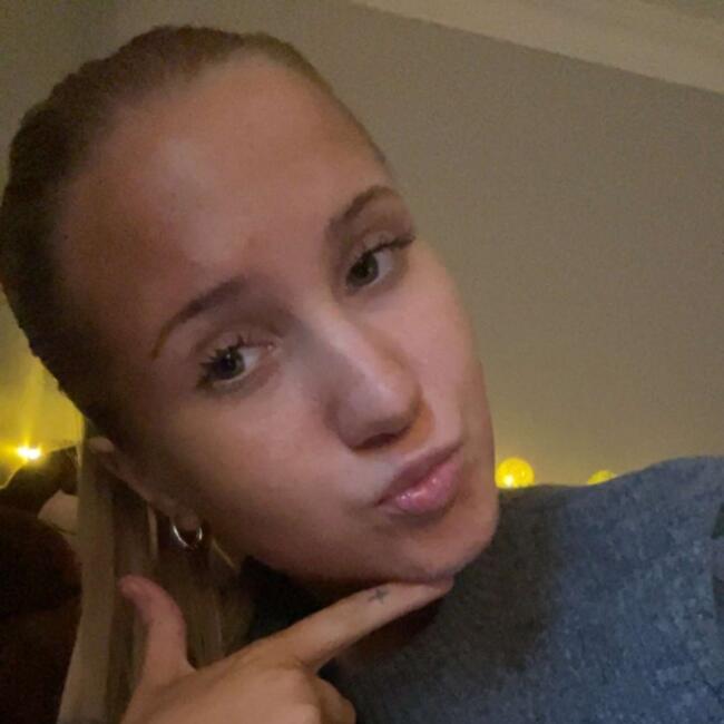 Babysitter in Järna: Nelli