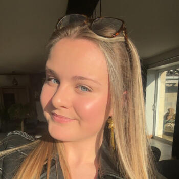 Babysitter in Cherbourg: Camille