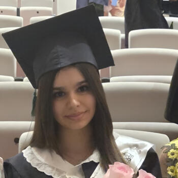 Babysitter in Coventry: Ira