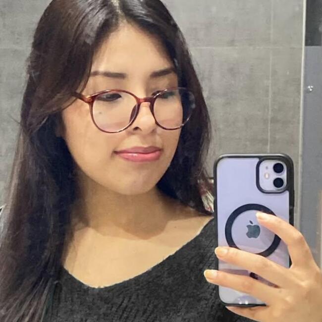 Babysitter in Mataró: Naysha