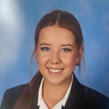 Babysitter in Adelaide: Ella