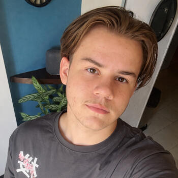 Babysitter in Volonne: Tino