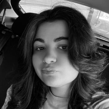 Babysitter in Semussac: Elina