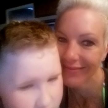 Babysitter in Nottingham: Sharon