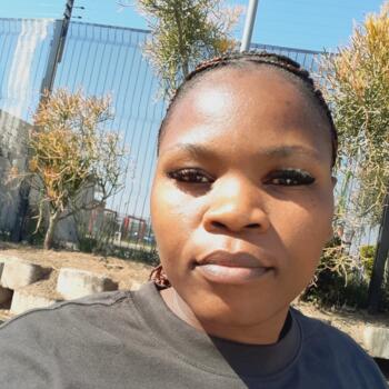 Babysitter in Shallcross: Sesethu