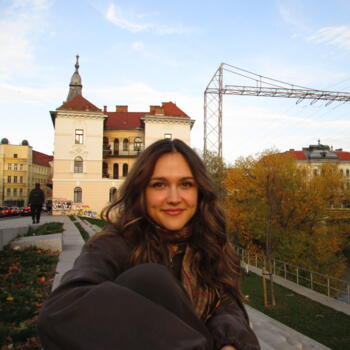 Babysitter in Budapest: Csenge
