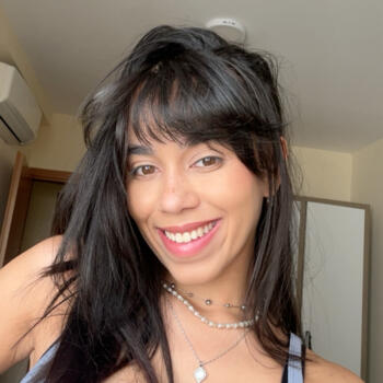 Babysitter in Paris: Larissa