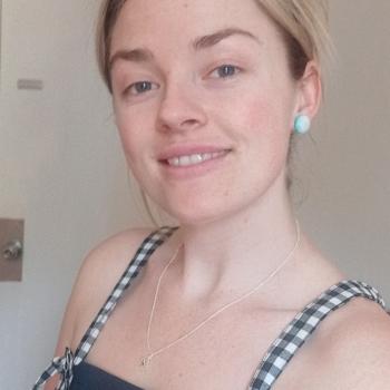 Babysitter Oxley Vale: Aisling