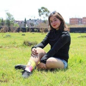 Niñera en Los Reyes La Paz: Azul Denisse