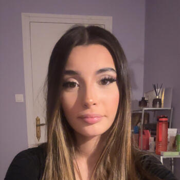 Babysitter in Rochefort: Jeanne