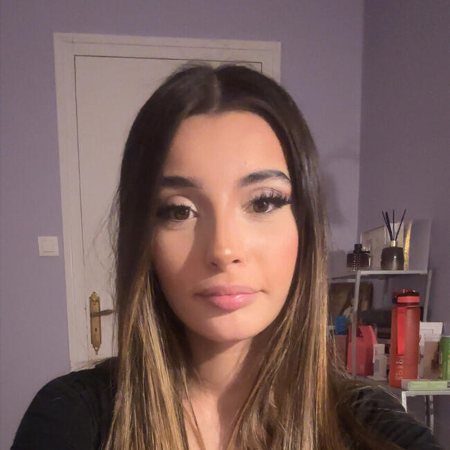 Babysitter in Rochefort: Jeanne