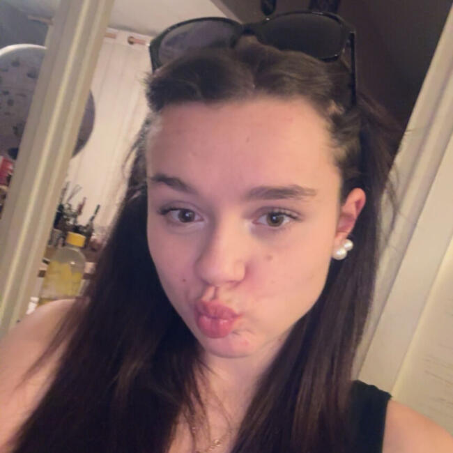 Babysitter in La Chaux-de-Fonds: Marion