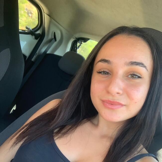 Babysitter στην περιοχή Μαραθώνας: Μακρινα