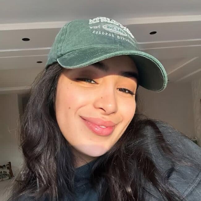 Babysitter in Ghedi: Salwa