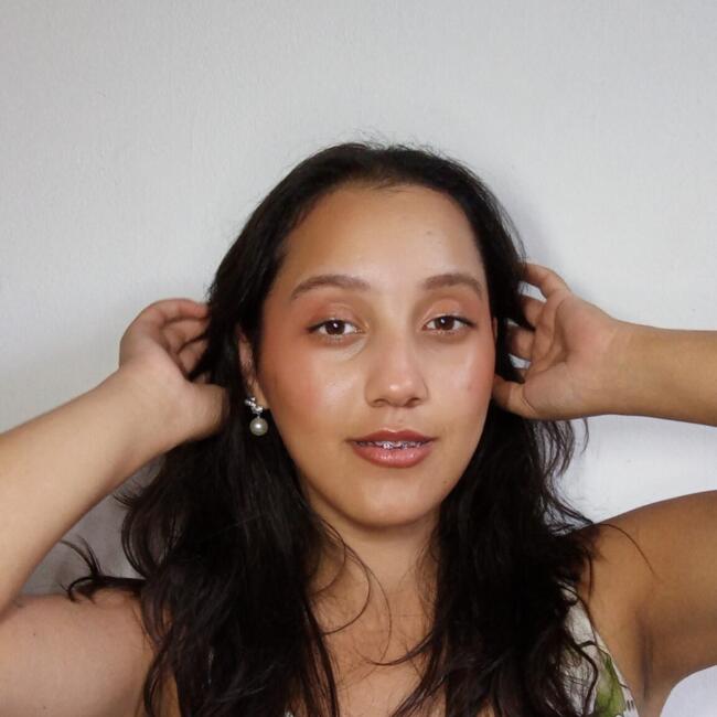 Babysitter in Paulínia: Maria
