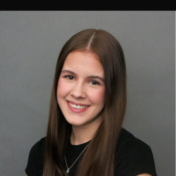 Babysitter Russikon: Giulia