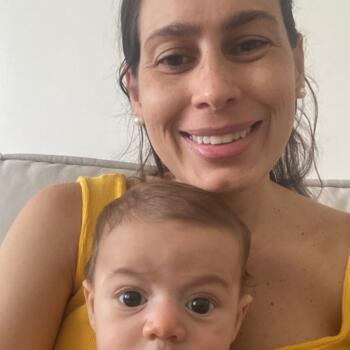 Parent Salvador: Larissa