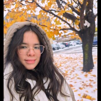 Babysitter in Laval: Madelaine Nicole
