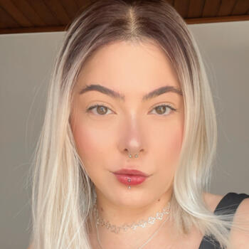 Babá em Curitiba: Bianca