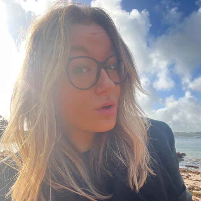 Babysitter in Blangy-le-Château: Ilona