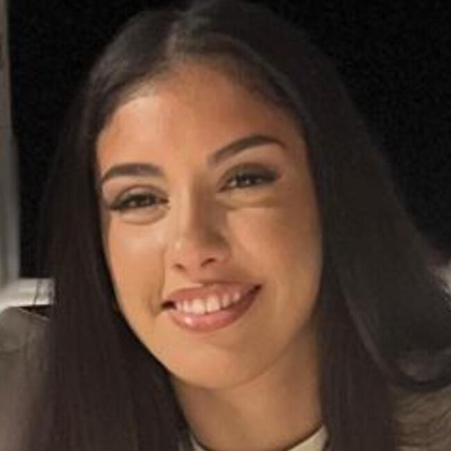 Babysitter in St. Julian's: Cali