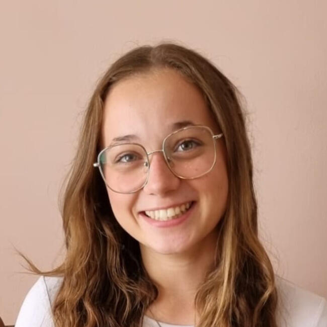 Babysitter in Caen: Thema