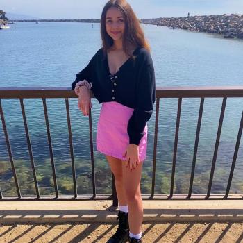 Babysitter in Tustin: Giovanna