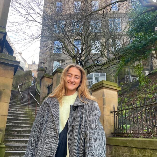 Babysitter in London: Natasha