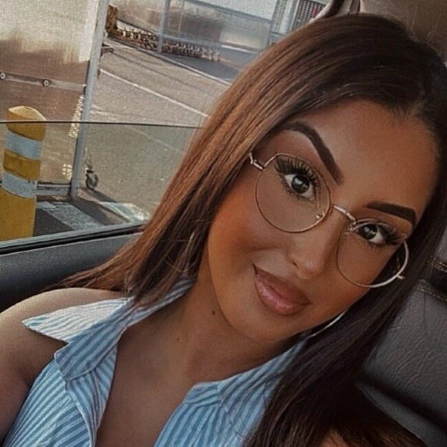 Babysitting job in Dampremy: Shaima